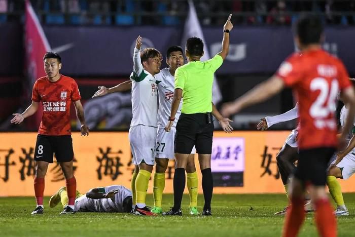 国米最终在小组赛3胜3平，获得欧冠D组第二。